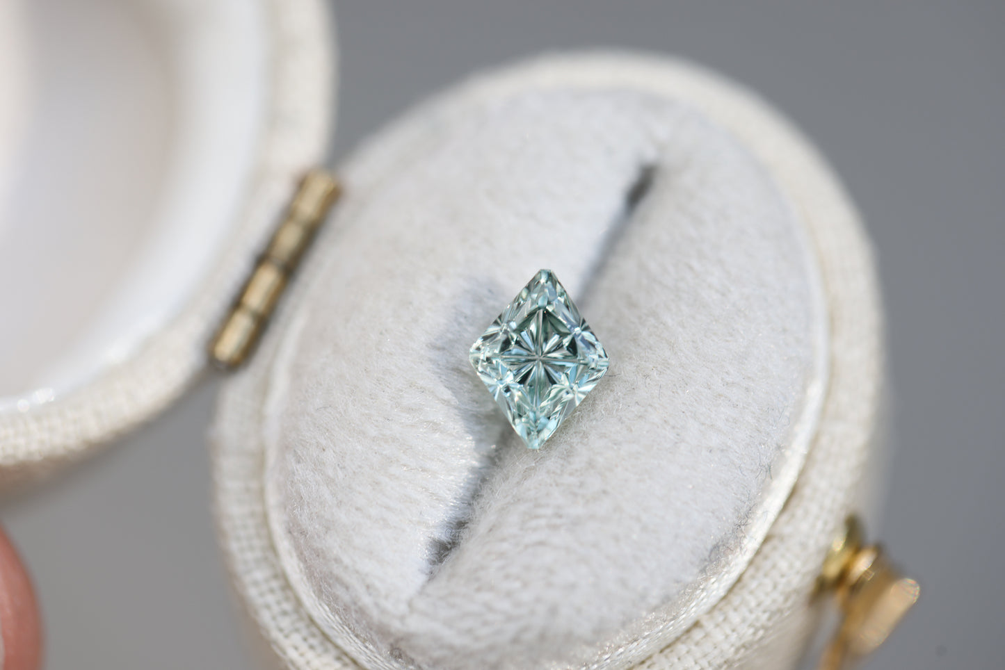 1.33ct diamond cut light green mint sapphire - Starbrite cut by John Dyer