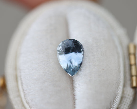 Load image into Gallery viewer, 1.28ct pear blue sapphire
