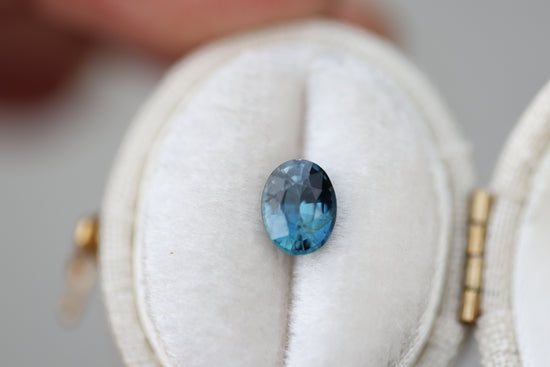 1.15ct oval blue sapphire