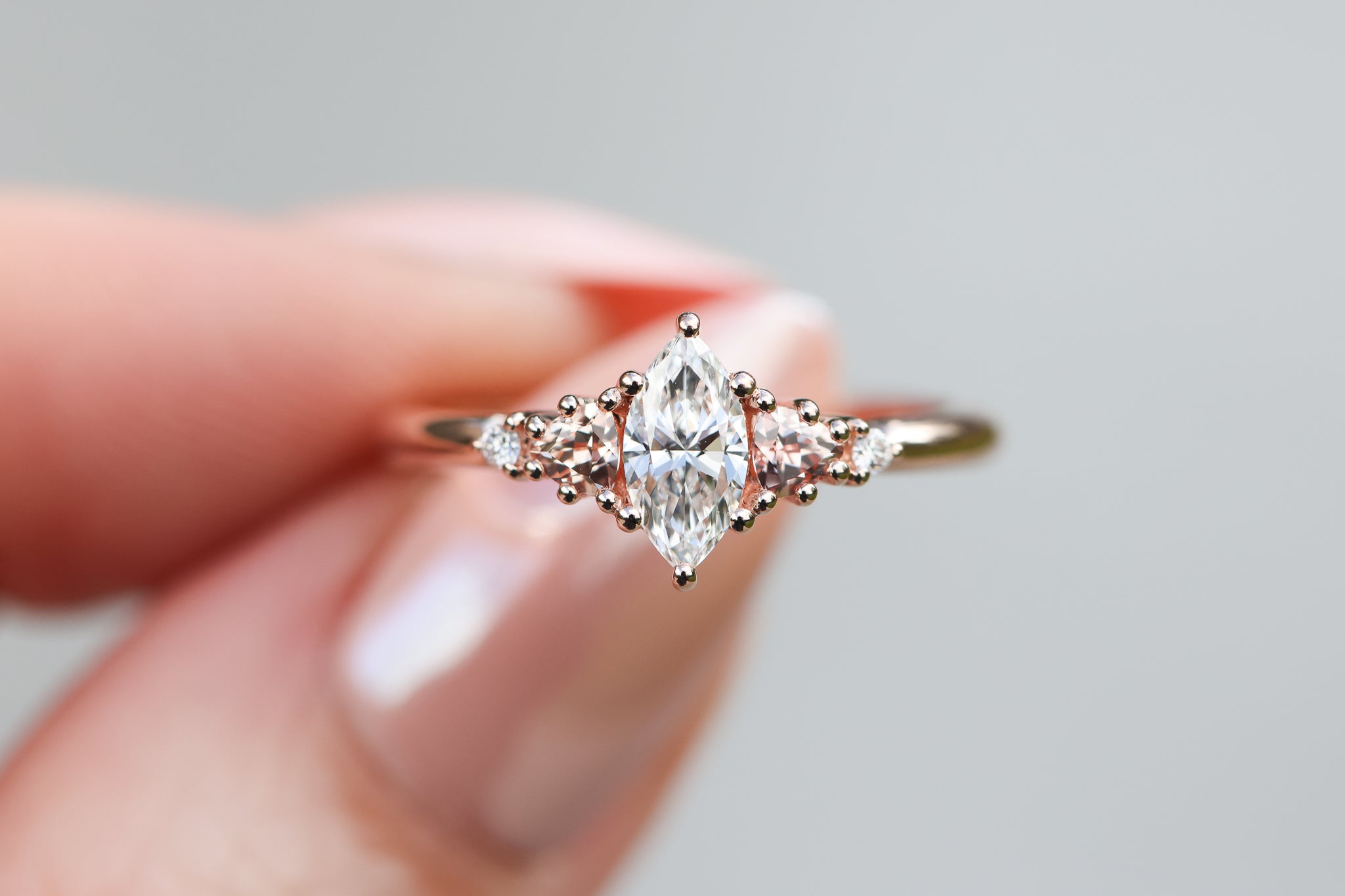 アクセサリー uriuri Harbor setting with marquise lab diamond and peach sapphire – Oore