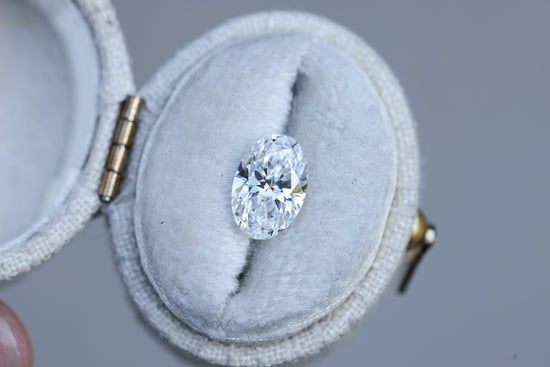 1.72ct oval lab diamond, F VVS1