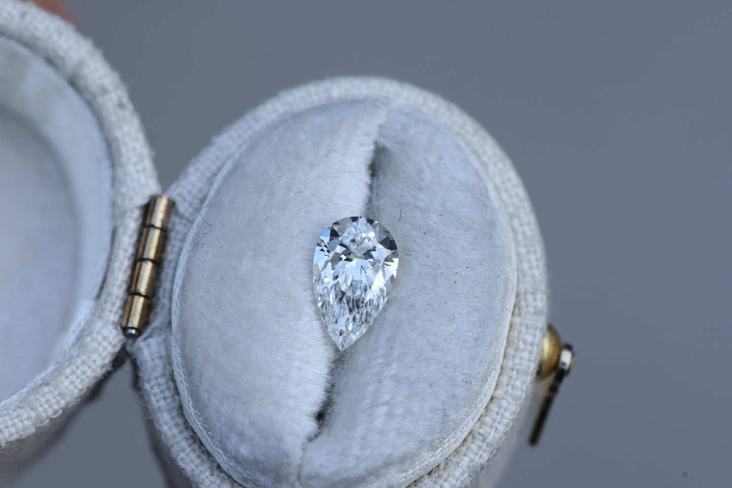 1.09ct pear lab diamond, E VS1