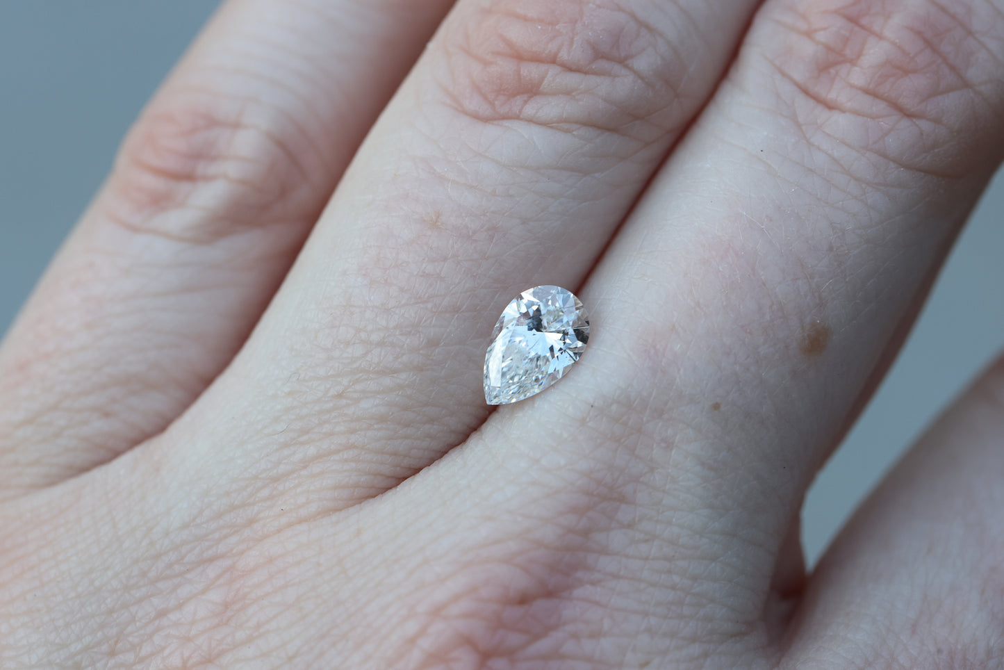 1.07ct pear lab diamond, E VS1