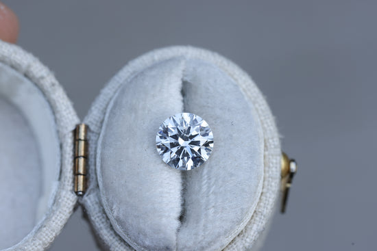 1.86ct round lab diamond, D VVS2