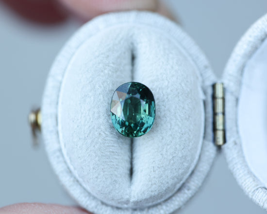 3.03ct oval teal green sapphire