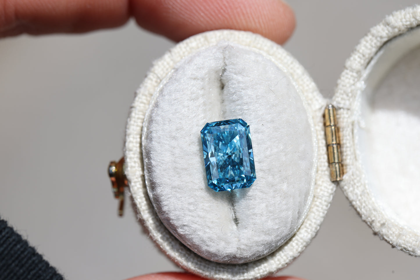 2.08ct radiant fancy color teal blue lab diamond, VS2