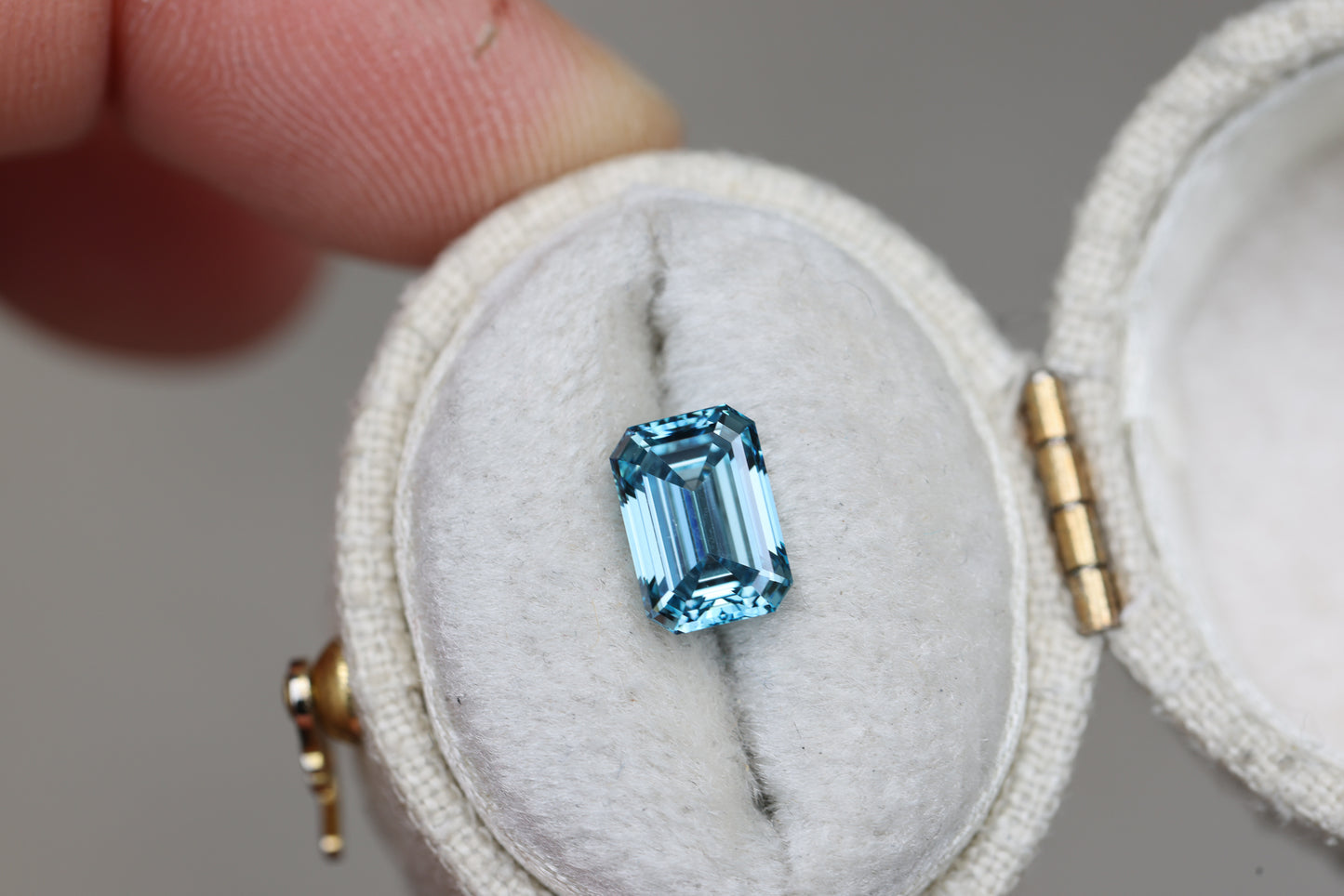 1.58ct emerald cut fancy blue lab diamond, VS2