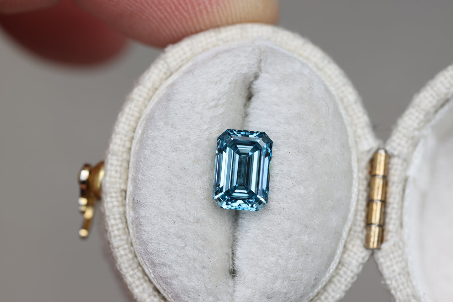 1.58ct emerald cut fancy blue lab diamond, VS2