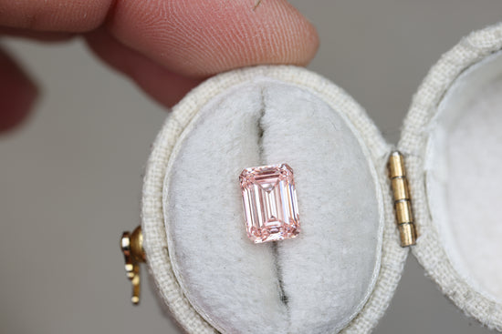 1.65ct emerald cut fancy color pink lab diamond, VVS2