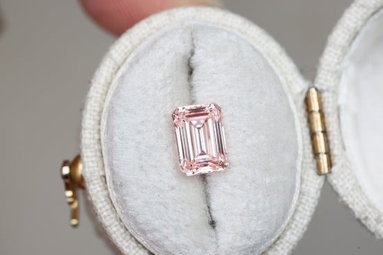 1.65ct emerald cut fancy color pink lab diamond, VVS2