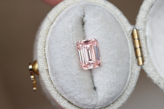 1.65ct emerald cut fancy color pink lab diamond, VVS2