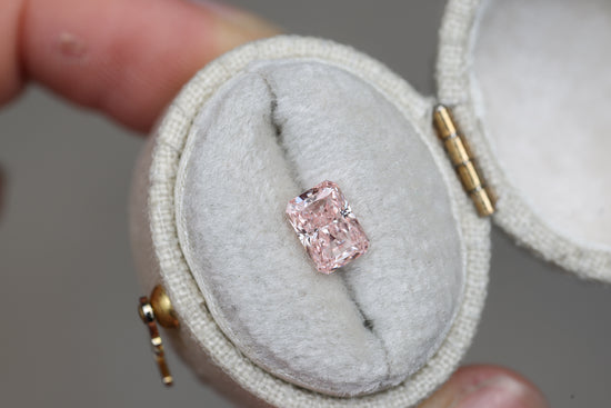 1.13ct radiant cut fancy pink lab diamond, VVS2