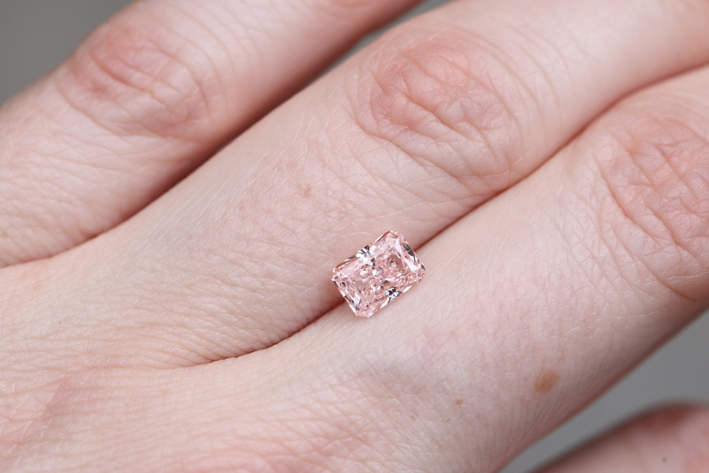 1.13ct radiant cut fancy pink lab diamond, VVS2