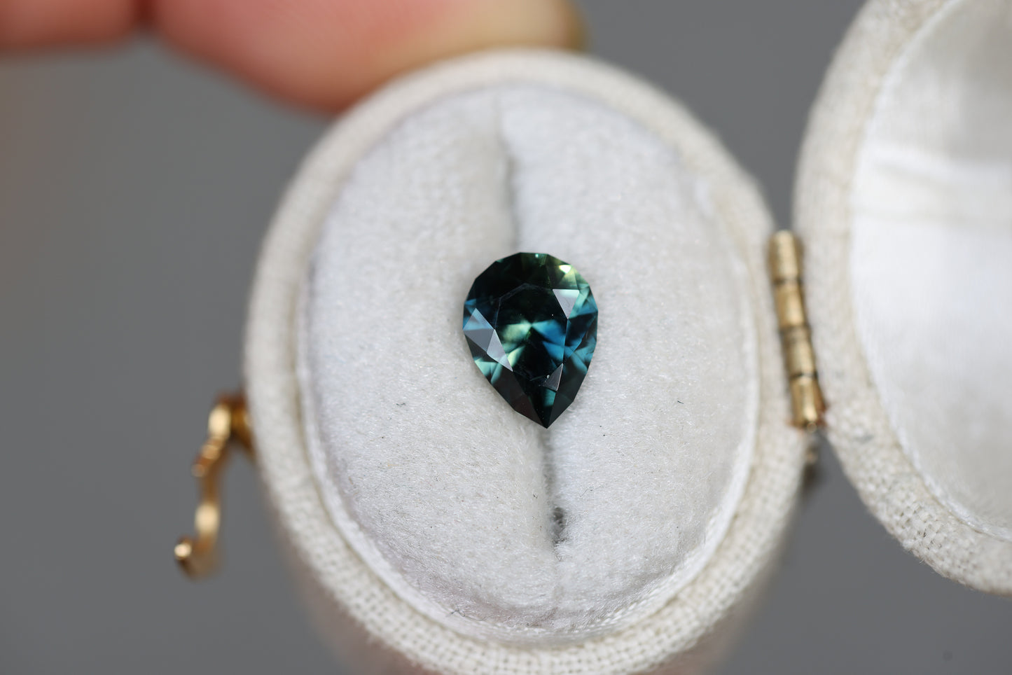 1.63ct pear blue green sapphire, Earth's Treasury