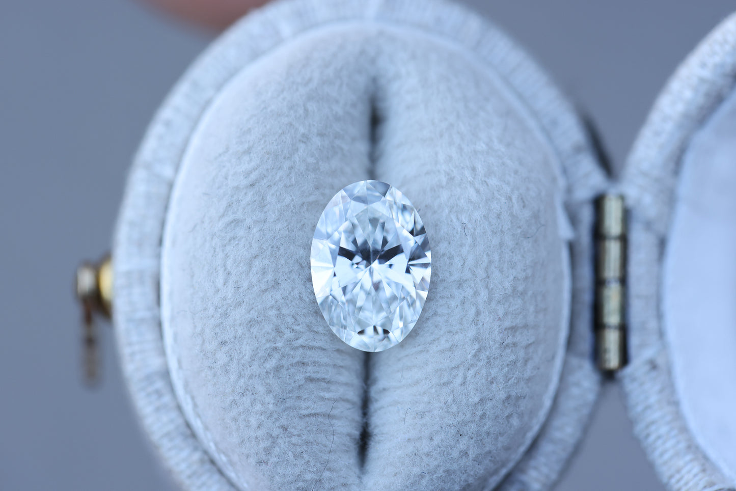 1.62ct oval lab diamond, F/VS1