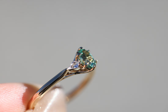 Artemis Petite oval lab green sapphire and white sapphire sides