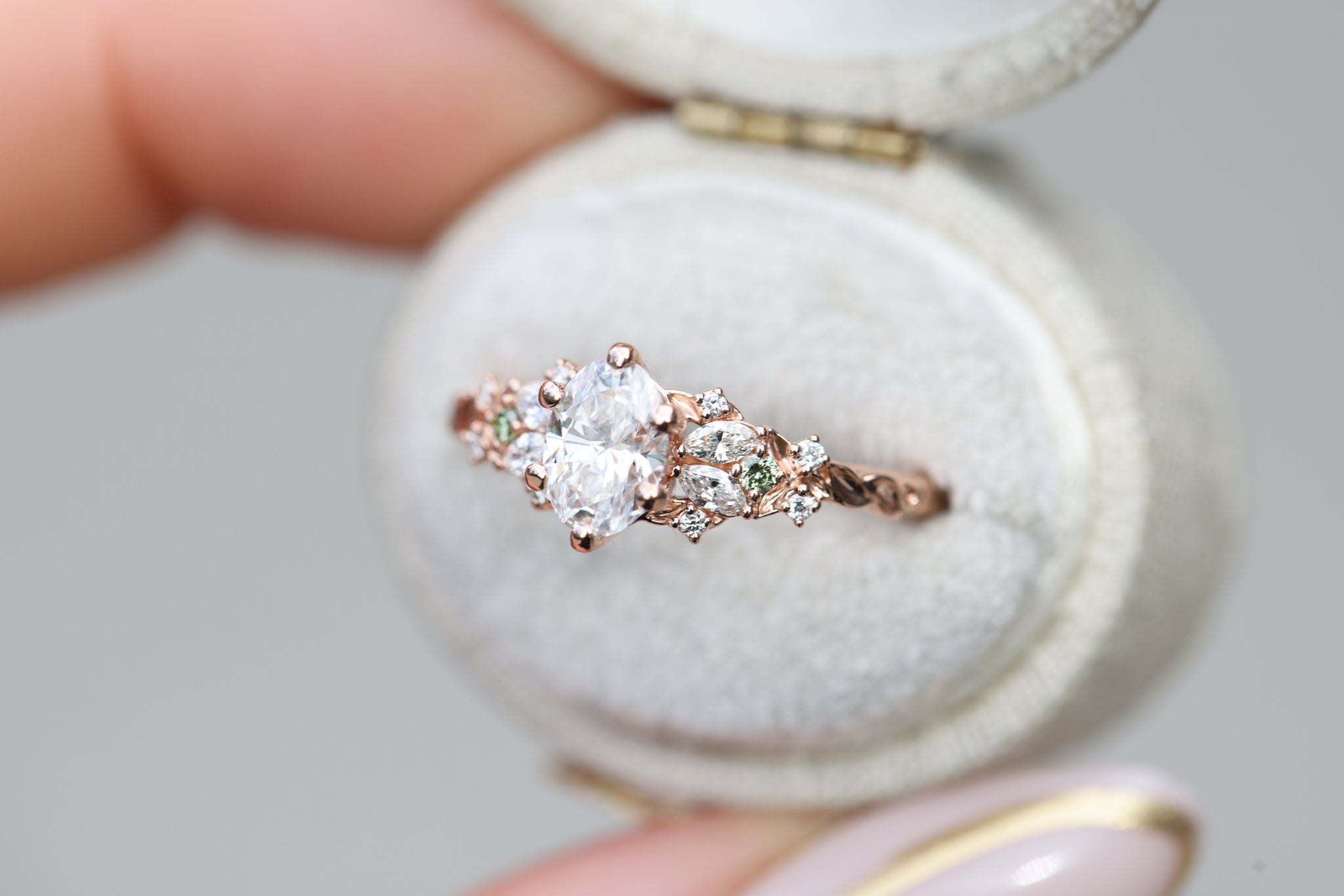 Enchanted Garden with round side stone (Setting only) – Oore