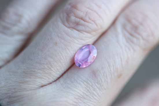 2ct oval opalescent pink/hot pink sapphire