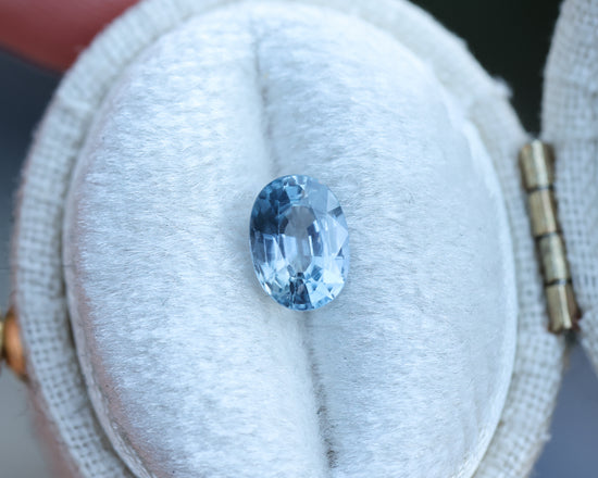 1.02ct light blue oval sapphire