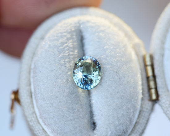 1.54ct Oval Blue Yellow Sapphire