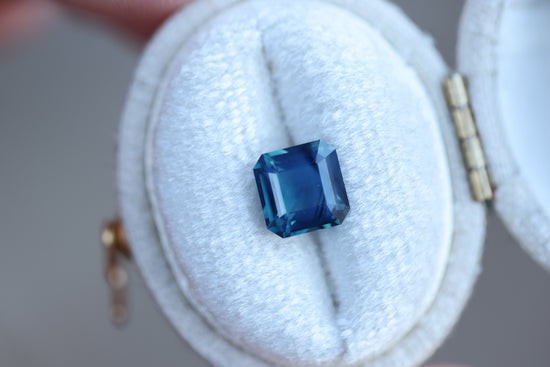 1.79ct opalescent blue teal sapphire