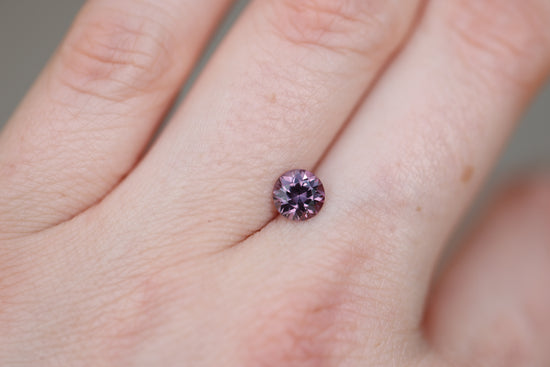 1.04ct Round Mauve Purple/Pink Sapphire