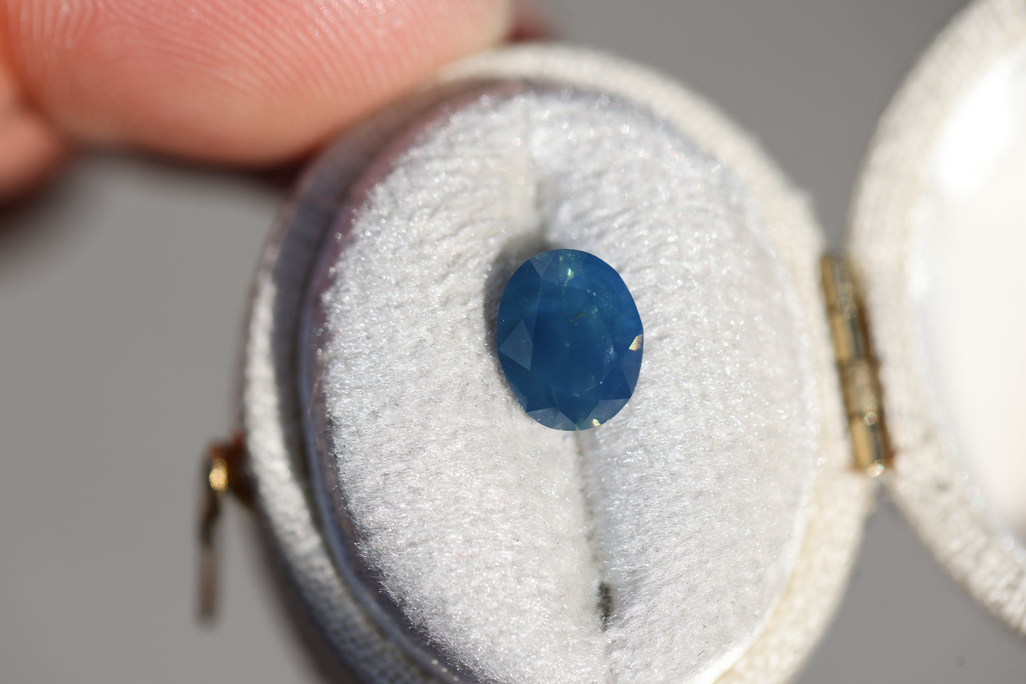 2ct Oval Opalescent Blue Sapphire