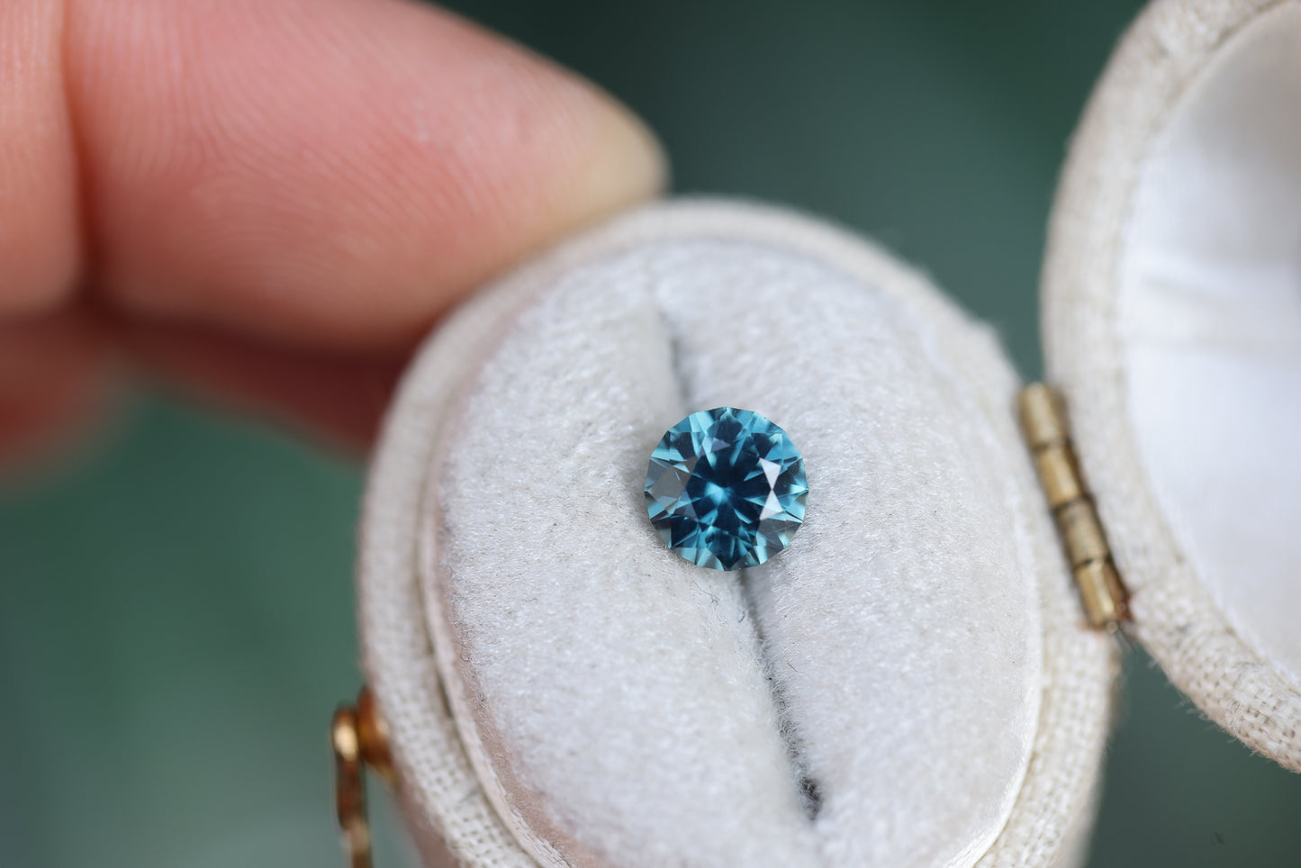 1.24ct Round Teal Blue Sapphire