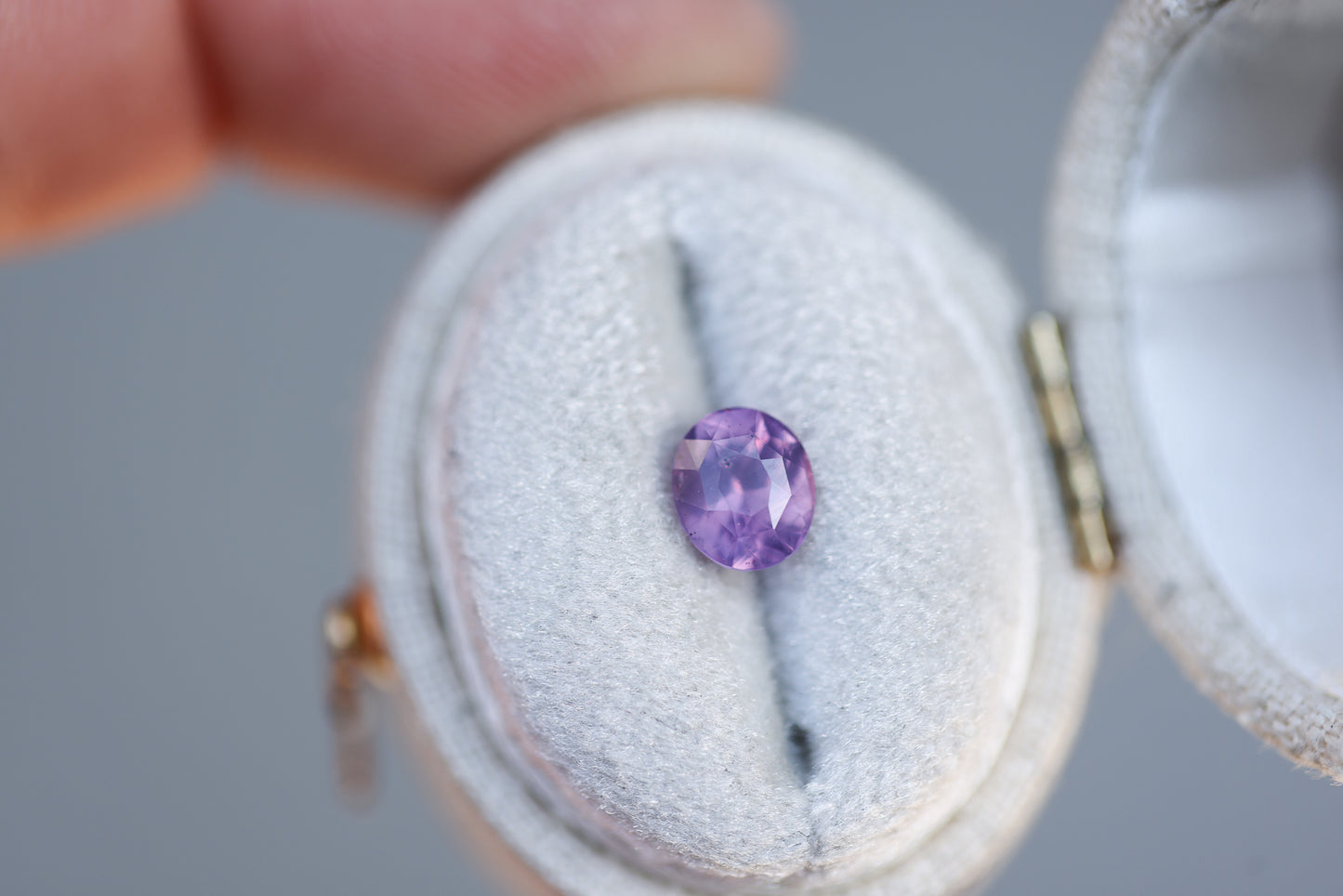 1.06ct Oval Pink Purple Sapphire