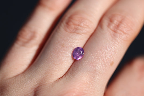 1.06ct Oval Pink Purple Sapphire