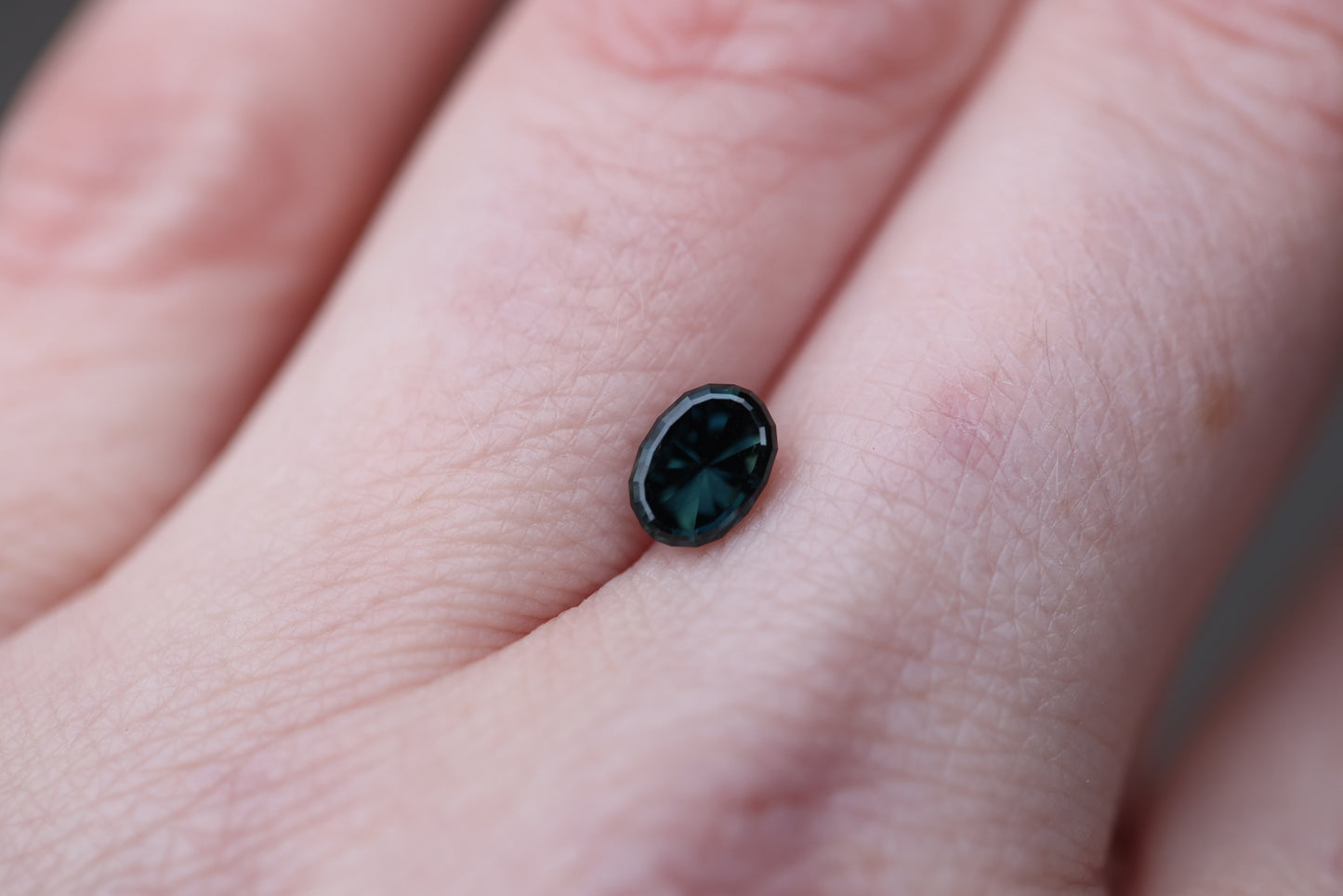 Load image into Gallery viewer, 1.15ct oval deep dark green teal sapphire - Regal Radiant by John Dyer
