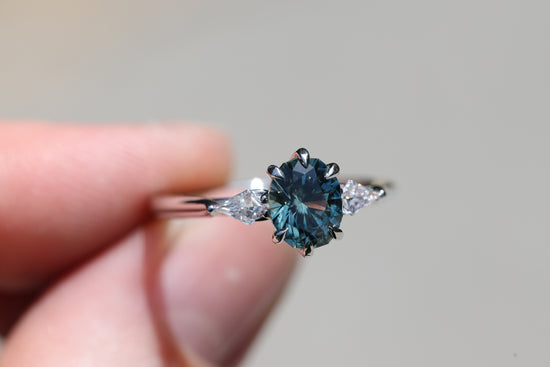 Ready to ship, size 7 Platinum, Artemis setting with Earth Treasury sapphire