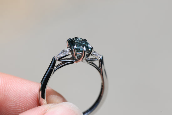 Ready to ship, size 7 Platinum, Artemis setting with Earth Treasury sapphire