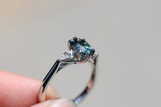 Ready to ship, size 7 Platinum, Artemis setting with Earth Treasury sapphire