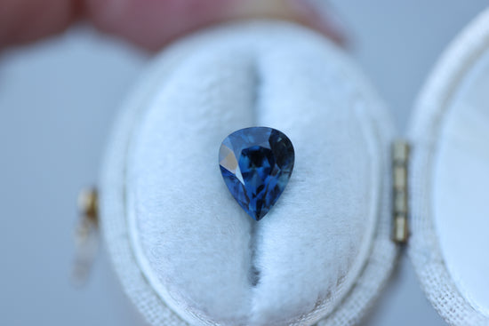 Load image into Gallery viewer, 2.11ct pear deep blue sapphire
