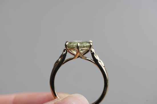 READY TO SHIP- Size 7, 14k Yellow Gold Mirkwood