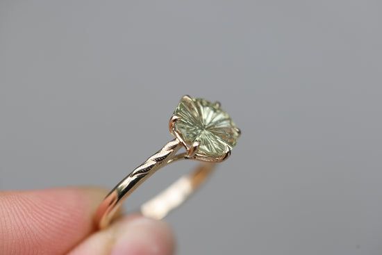 READY TO SHIP- Size 7, 14k Yellow Gold Mirkwood