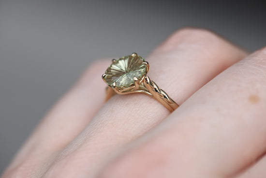 READY TO SHIP- Size 7, 14k Yellow Gold Mirkwood