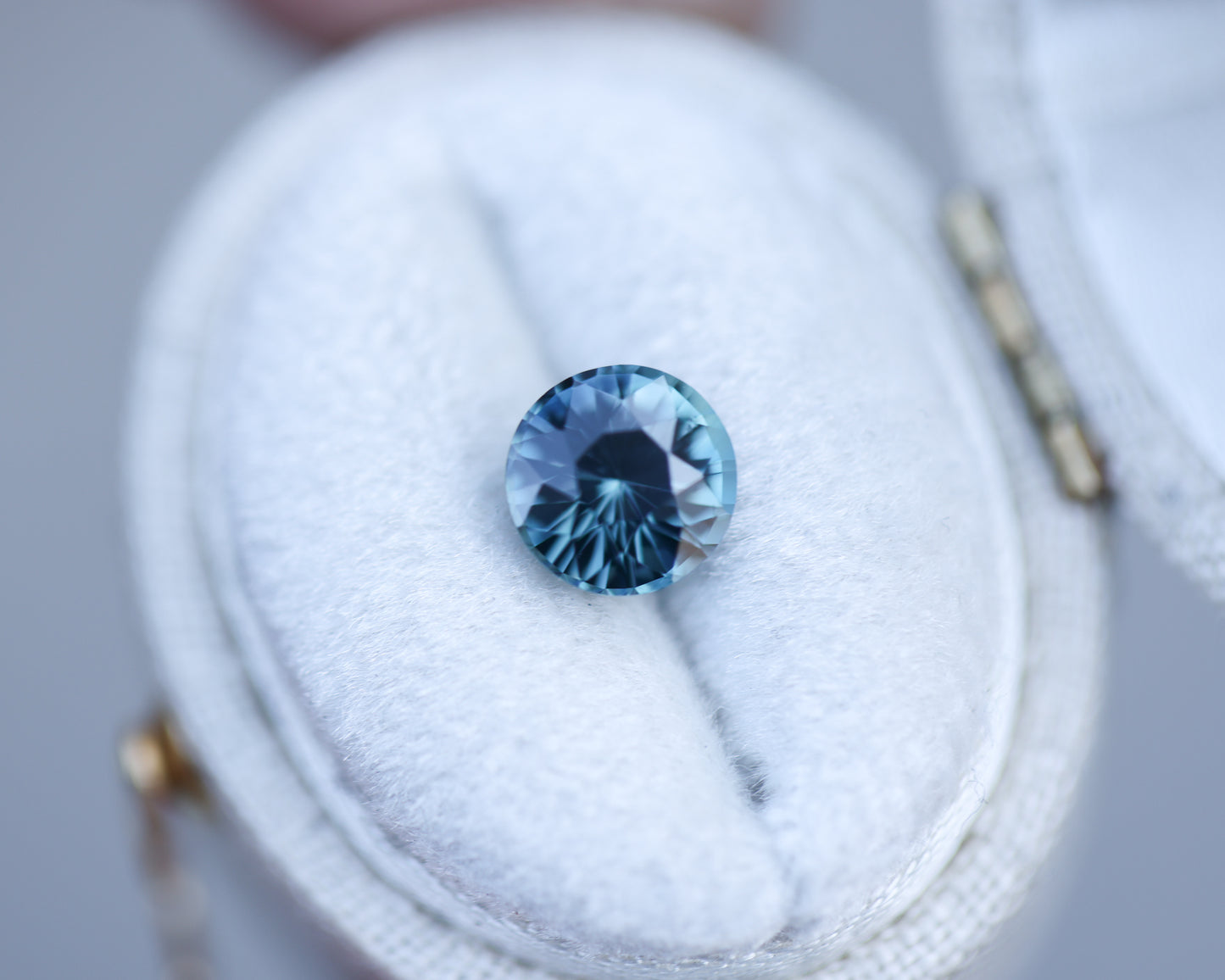 1.72ct round blue teal sapphire
