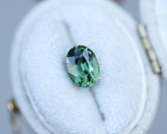 2.01ct oval green sapphire