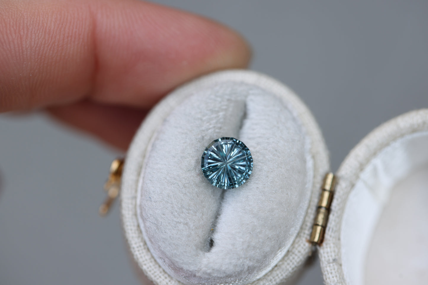 1.65ct round teal blue sapphire - Starbrite cut by John Dyer