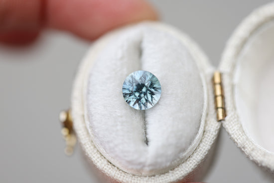 2.05ct round teal blue sapphire
