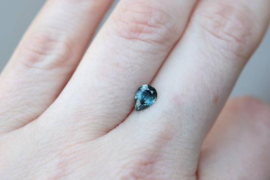 .83ct pear blue green teal sapphire