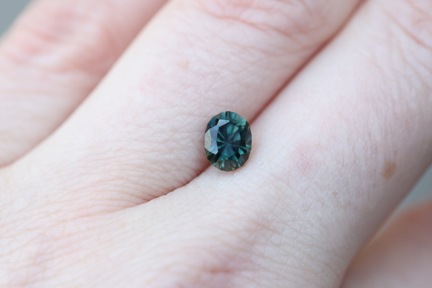 1.51ct oval green teal sapphire - Regal Radiant cut by John Dyer