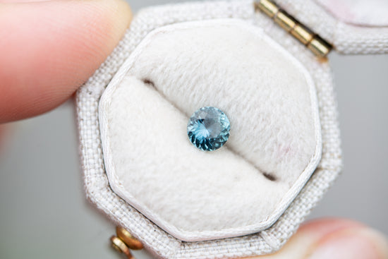 .5ct round blue teal sapphire