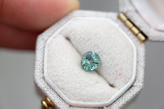 .88ct round teal blue sapphire