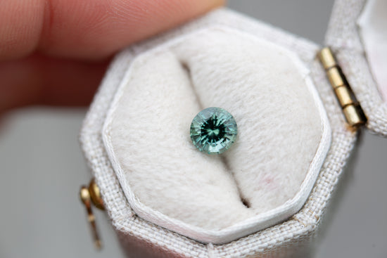 .88ct round teal blue sapphire