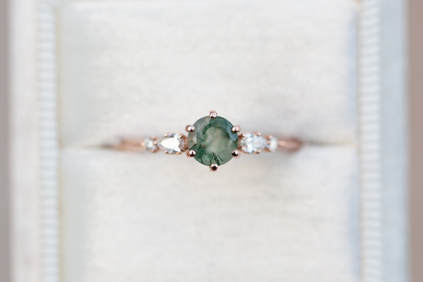 Round moss agate five stone ring with diamond side stones