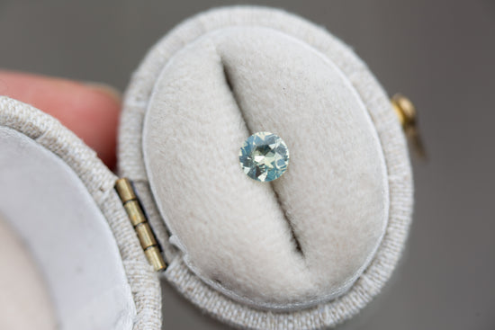 Load image into Gallery viewer, ON HOLD .46ct round light teal/yellow sapphire
