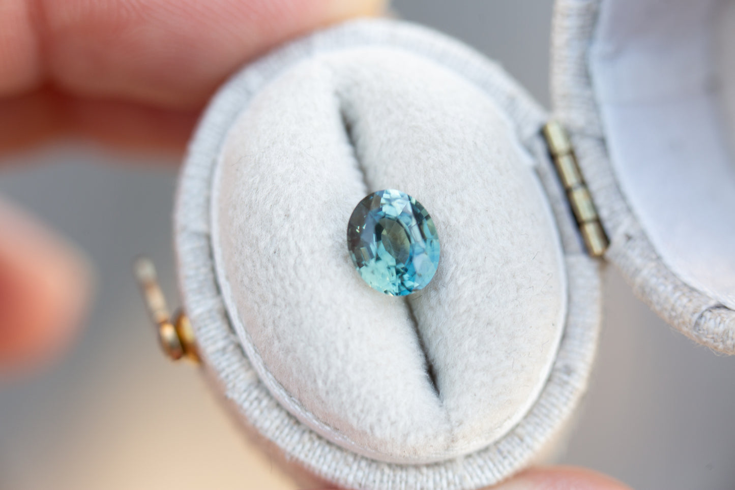 1.43ct oval teal sapphire